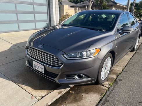 Used 2014 Ford Fusion Energi SE image 6