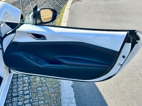 Used 2022 MAZDA MX-5 Miata Grand Touring image 15