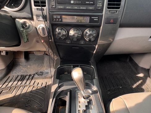 Used 2006 Toyota 4Runner Sport AWD/4WD image 9