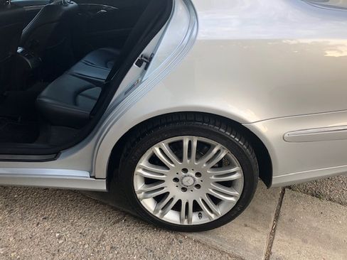 Used 2008 Mercedes-Benz E 350 Sedan image 6