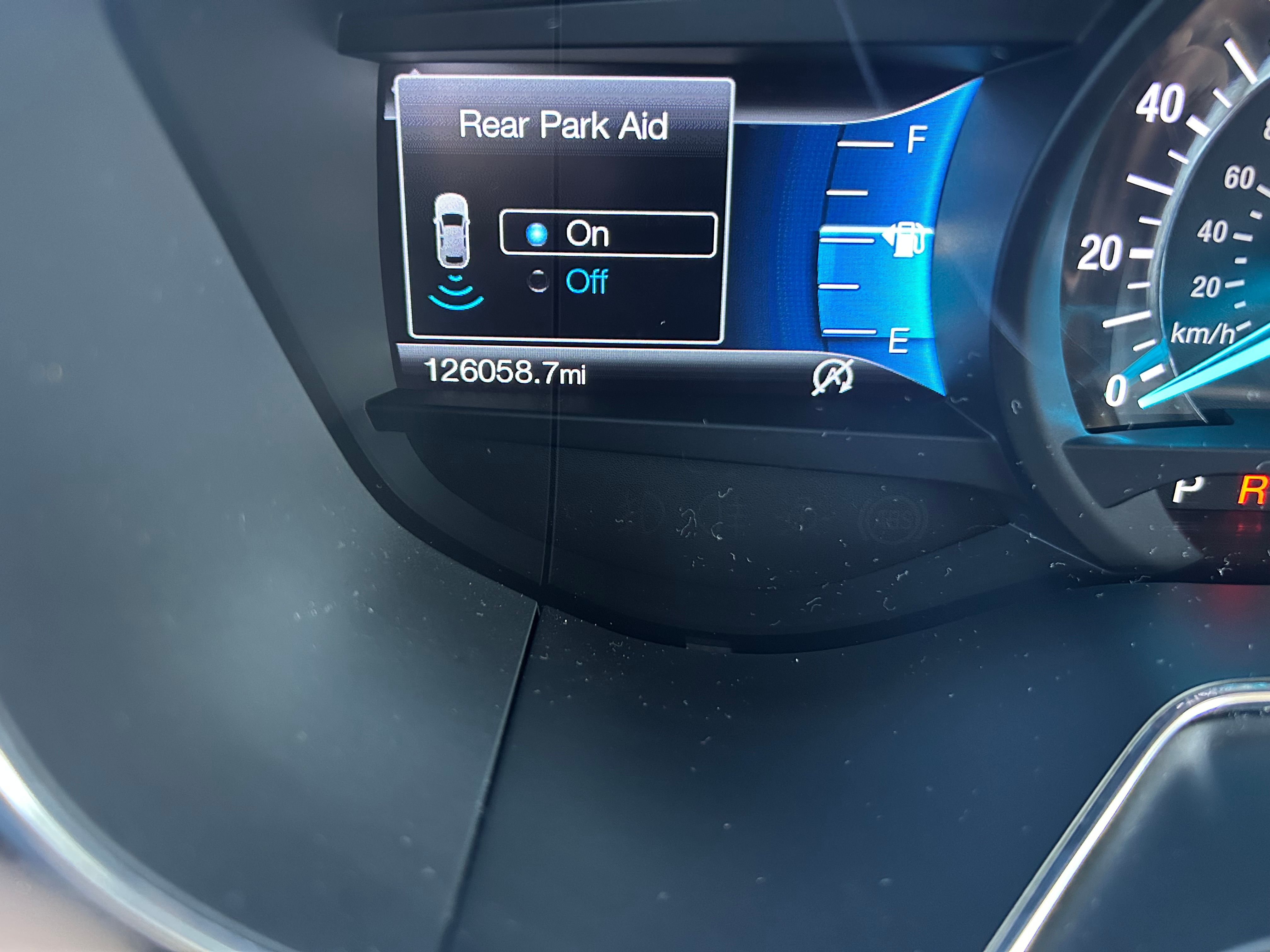 Used 2017 Ford Fusion SE w/ Fusion SE Technology Package FWD image 11