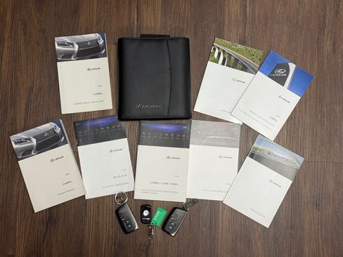 Used 2016 Lexus LS 600h L image 32