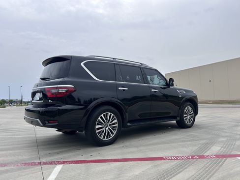 Used 2021 Nissan Armada SL w/ Captain's Chairs Package image 8