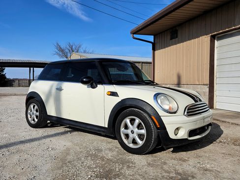 Used 2008 MINI Cooper Hardtop image 1