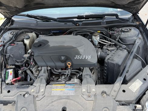 Used 2009 Chevrolet Impala LS FWD image 18