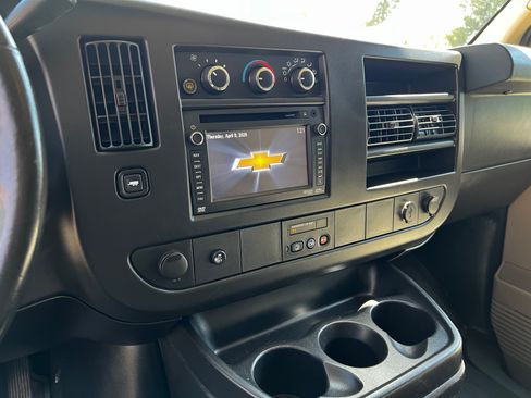 Used 2014 Chevrolet Express 1500 LT w/ LT Preferred Equipment Group image 23