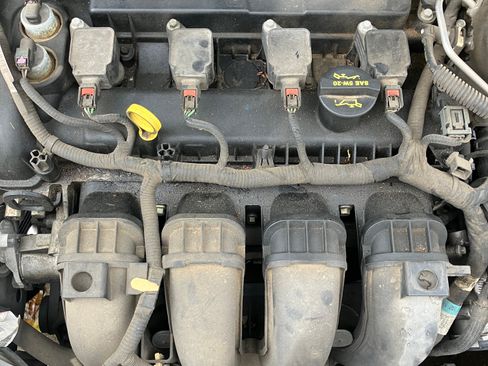 Used 2014 Ford Focus SE w/ Equipment Group 201A image 24