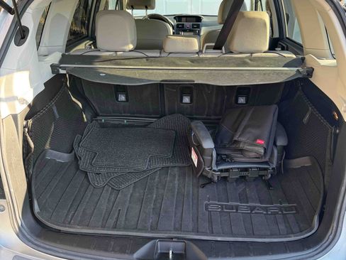 Used 2015 Subaru Forester 2.5i Limited image 2