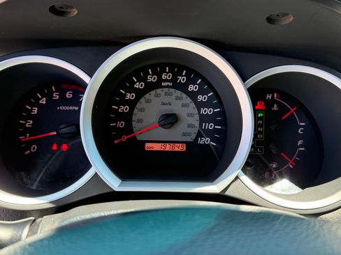 Used 2006 Toyota Tacoma 4x4 Access Cab V6 image 31