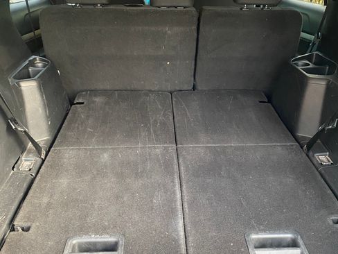 Used 2016 Ford Explorer XLT image 13