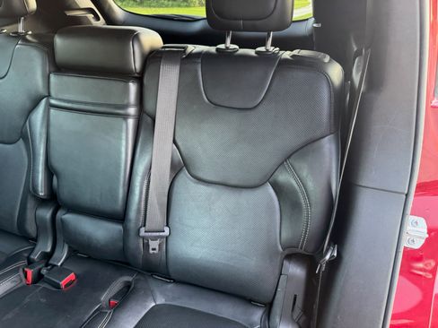 Used 2015 Jeep Cherokee Limited w/ Luxury Group image 26