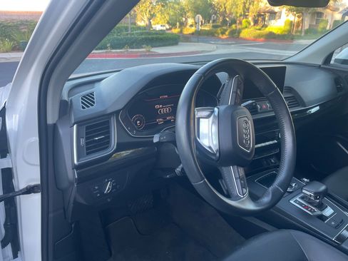 Used 2018 Audi Q5 2.0T Premium Plus w/ Premium Plus Package AWD/4WD image 11