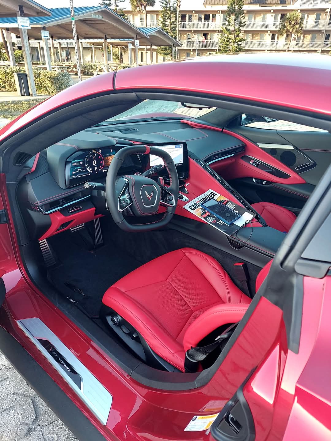 Used 2023 Chevrolet Corvette Stingray Premium Cpe w/ Z51 Performance Package RWD image 5