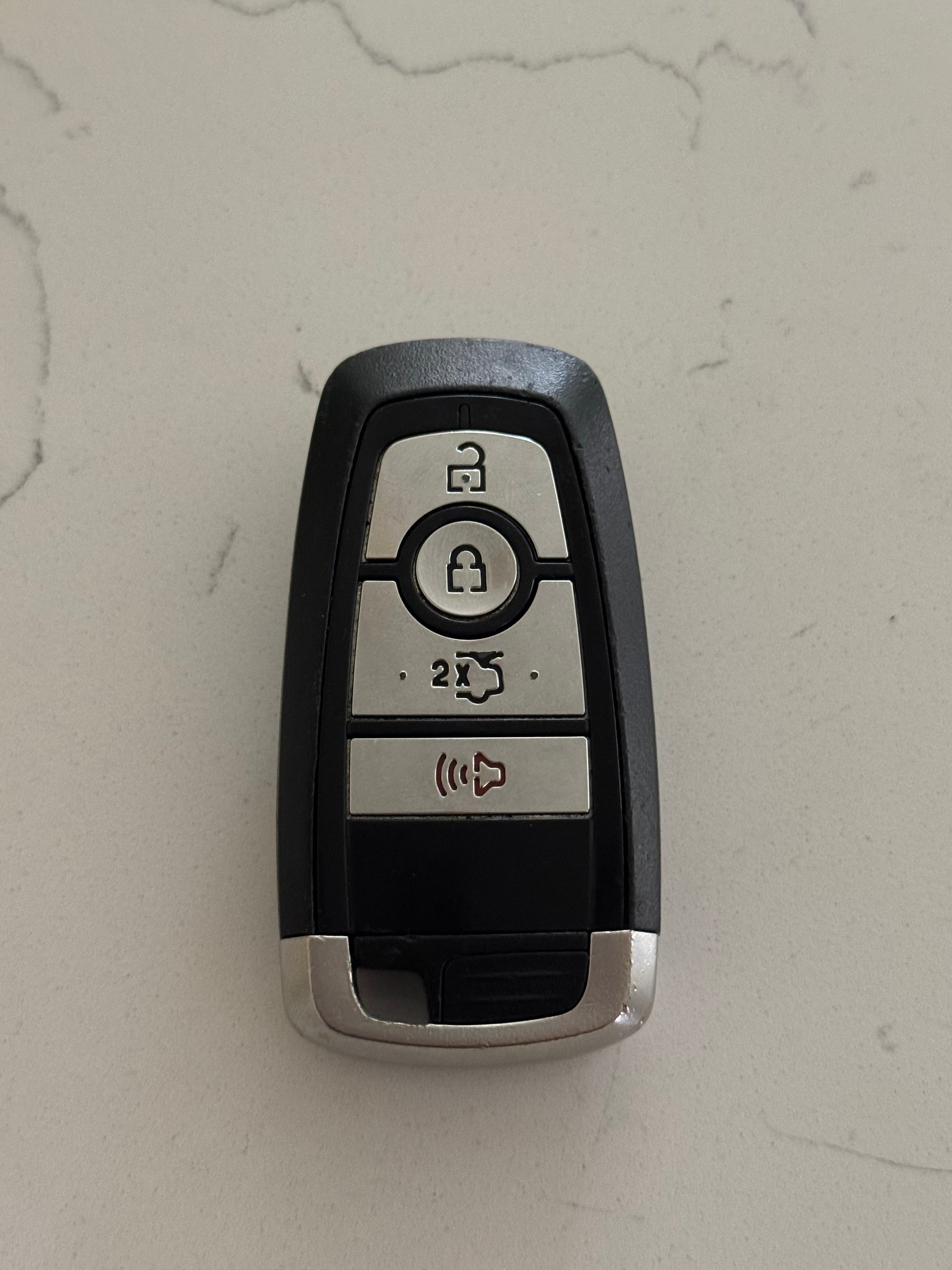 Used 2019 Ford Fusion SE FWD image 24