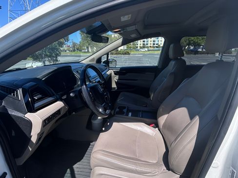 Used 2019 Honda Odyssey Elite image 13