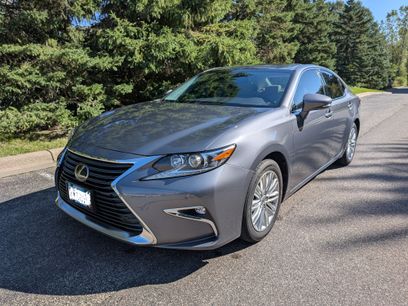 Used 2017 Lexus ES 350 w/ Premium Package