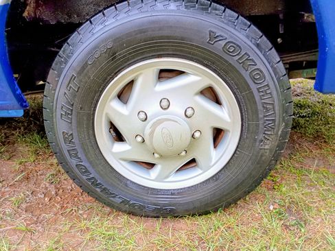 Used 2006 Ford E-250 and Econoline 250 Extended image 17