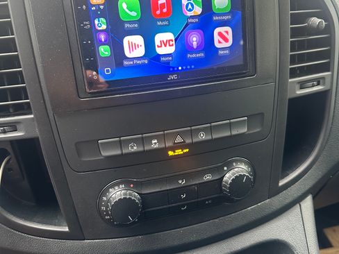 Used 2019 Mercedes-Benz Metris image 8