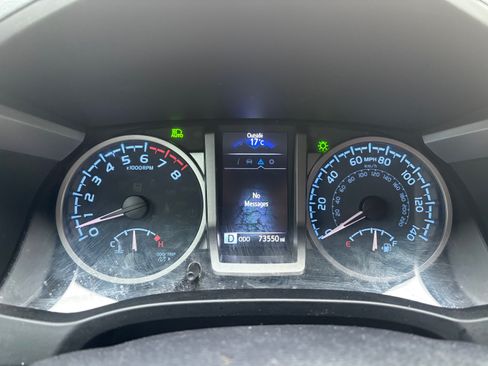 Used 2021 Toyota Tacoma SR5 image 17