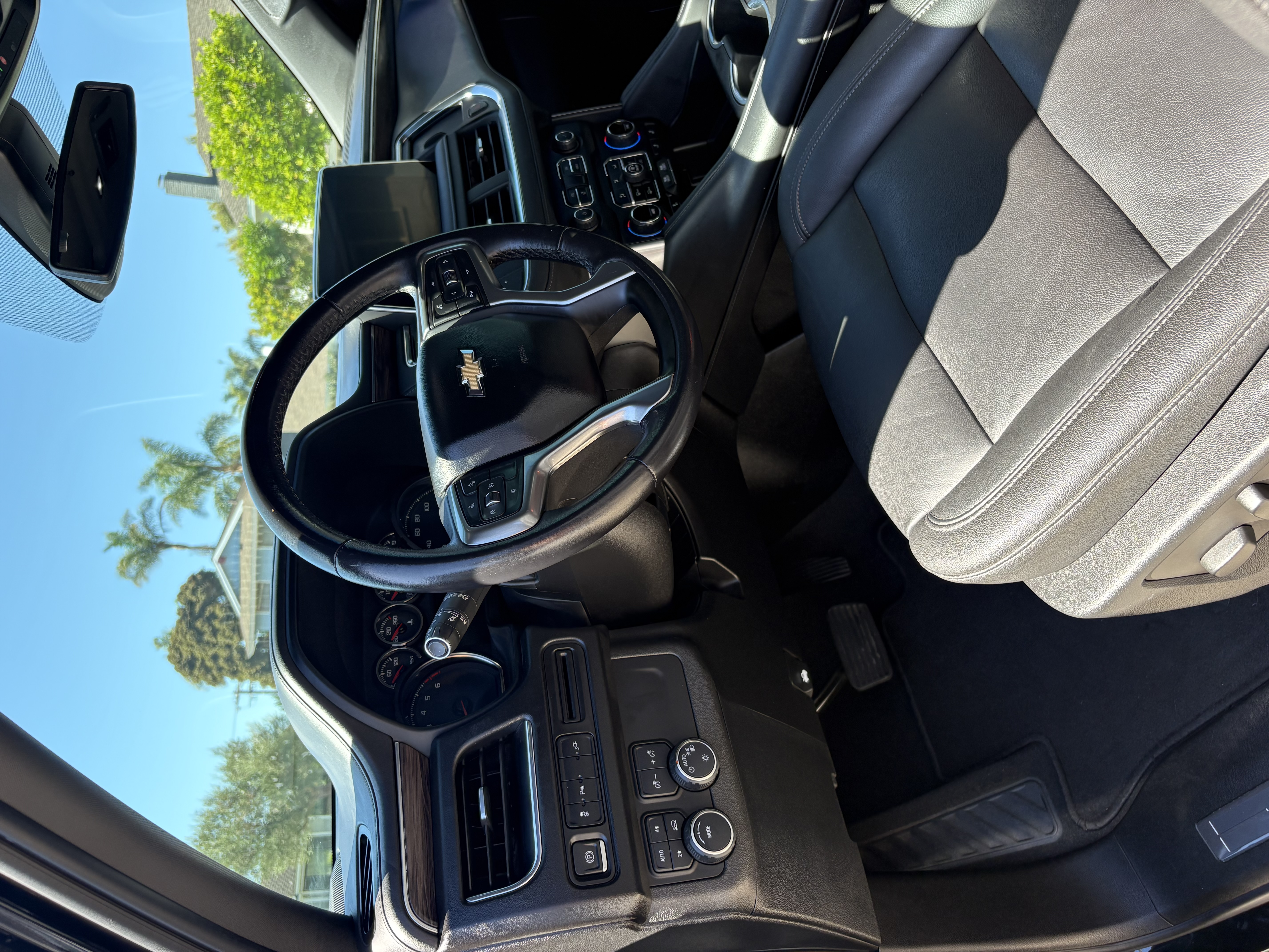Used 2021 Chevrolet Tahoe LT AWD/4WD image 14