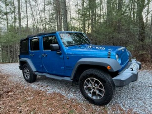 Used 2015 Jeep Wrangler Unlimited Sport w/ Quick Order Package 24S image 4