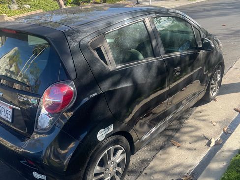 Used 2016 Chevrolet Spark LT image 5