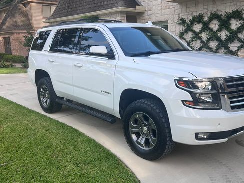 Used 2017 Chevrolet Tahoe LT AWD/4WD image 4