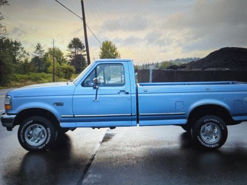 Used 1996 Ford F150 4x4 Regular Cab image 1