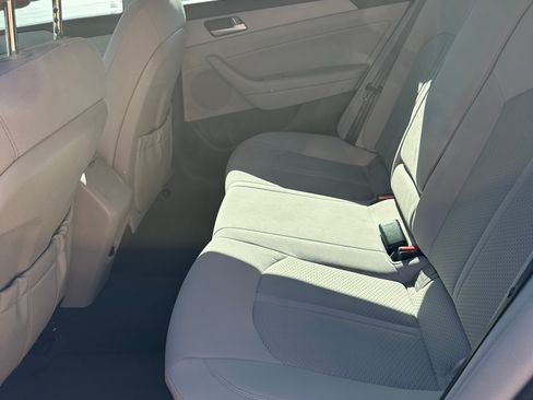 Used 2015 Hyundai Sonata SE w/ Option Group 09 image 12