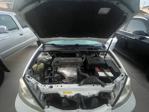 Used 2002 Toyota Camry LE w/ Pkg 1 FWD image 18