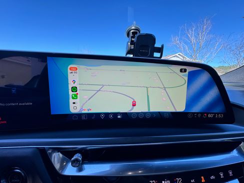 Used 2024 Cadillac Lyriq Tech image 18