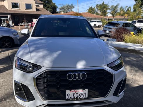 Used 2024 Audi Q5 2.0T Premium w/ Convenience Package AWD/4WD image 8