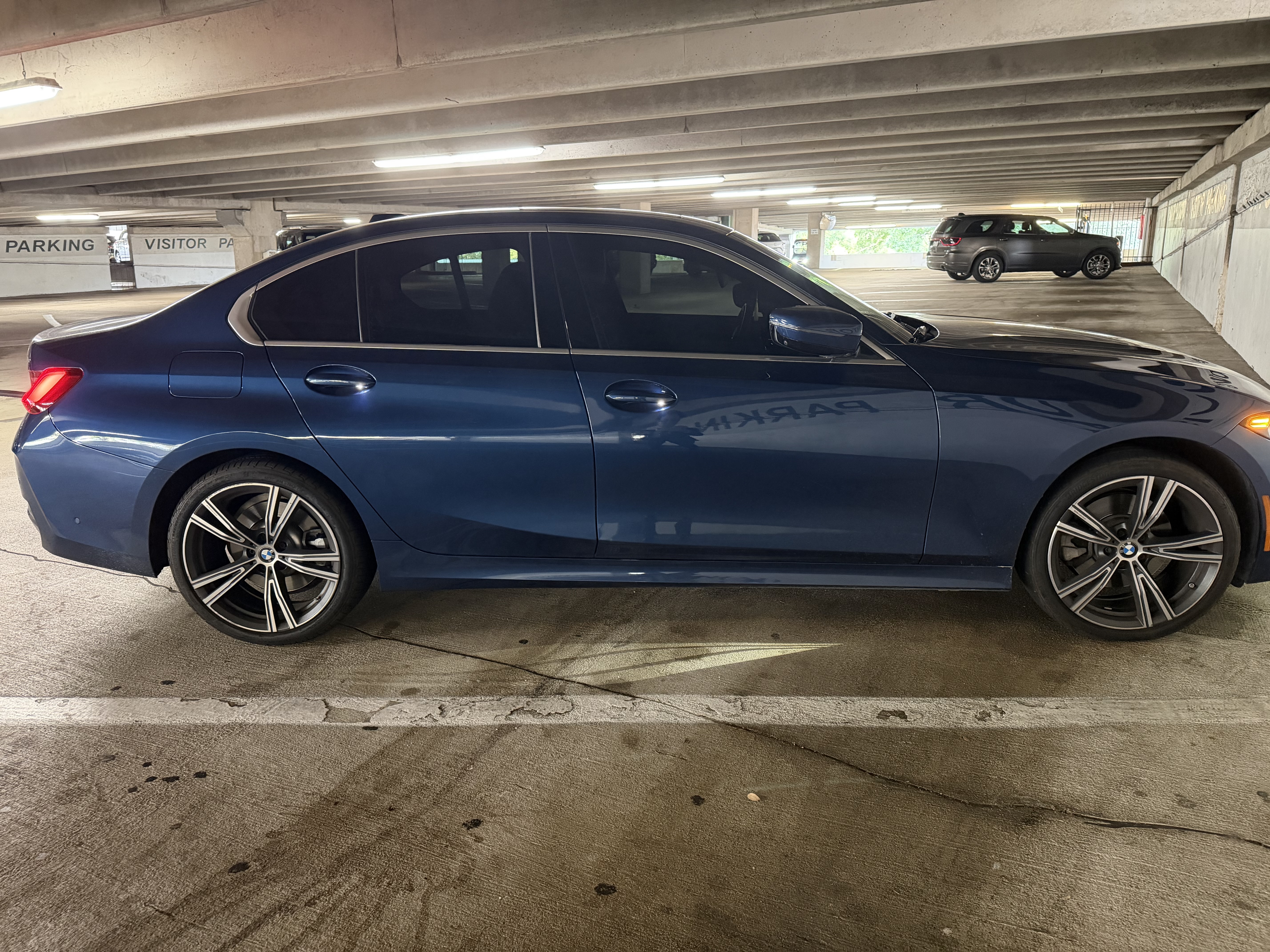 Used 2024 BMW 330i Sedan RWD image 2