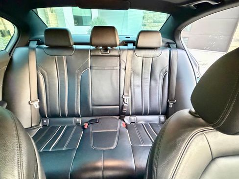 Used 2023 BMW 530e w/ M Sport Package RWD image 15
