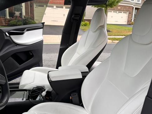 Used 2018 Tesla Model X 100D image 20