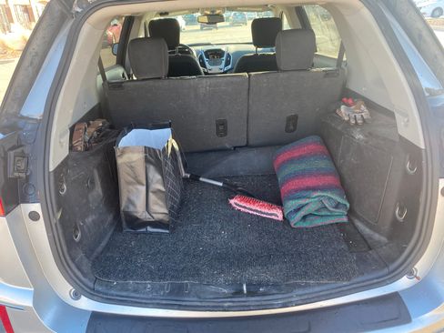 Used 2017 GMC Terrain SLE w/ Convenience Package image 12