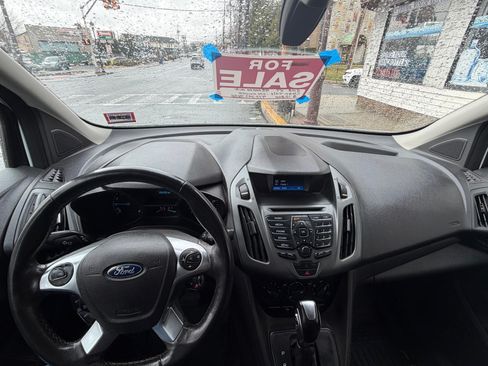 Used 2018 Ford Transit Connect XL image 8