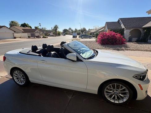 Used 2016 BMW 228i Convertible image 1