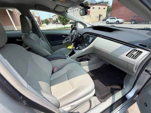 Used 2010 Toyota Prius Five FWD image 10