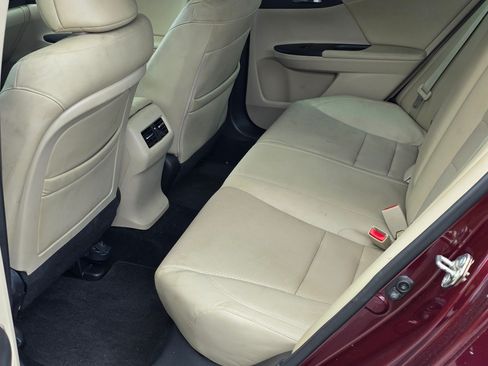 Used 2015 Honda Accord EX-L image 11