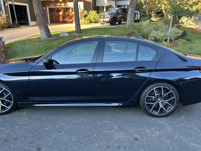 Used 2022 BMW M550i xDrive w/ Executive Package AWD/4WD image 9