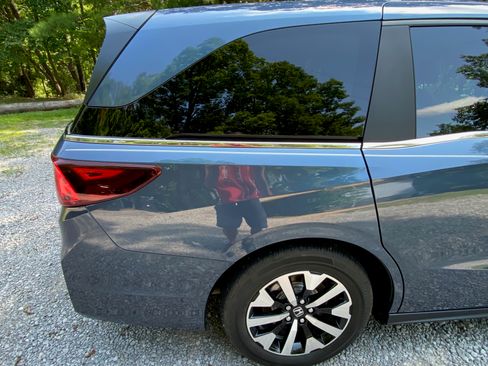 Used 2026 Honda Odyssey EX-L image 5