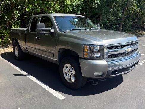 Used 2007 Chevrolet Silverado 1500 LT w/ 1LT Convenience Package RWD image 1
