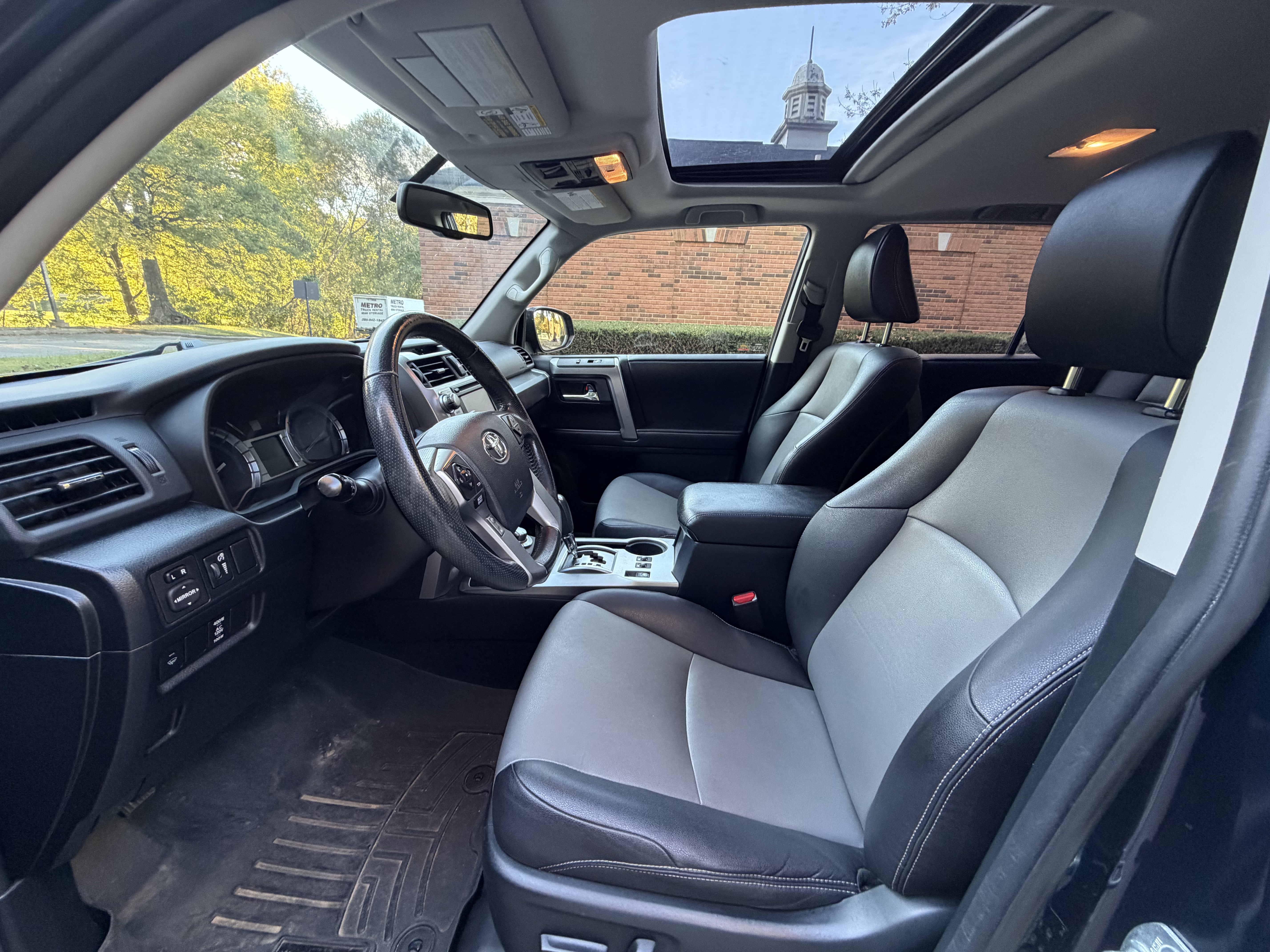 Used 2016 Toyota 4Runner SR5 Premium AWD/4WD image 8