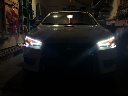 Used 2010 Mitsubishi Lancer Evolution GSR image 27