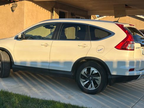 Used 2015 Honda CR-V Touring image 2