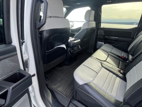 Used 2023 Ford F150 Lightning Platinum image 5