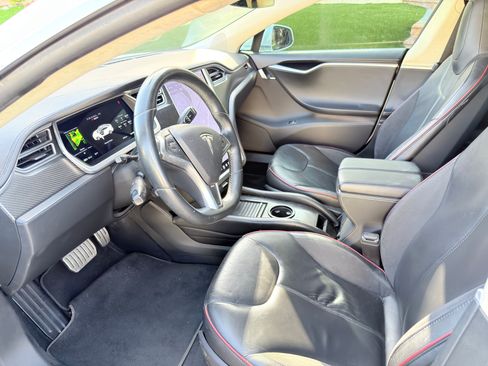 Used 2013 Tesla Model S Performance RWD image 6