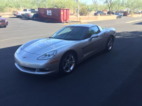 Used 2007 Chevrolet Corvette Coupe image 5