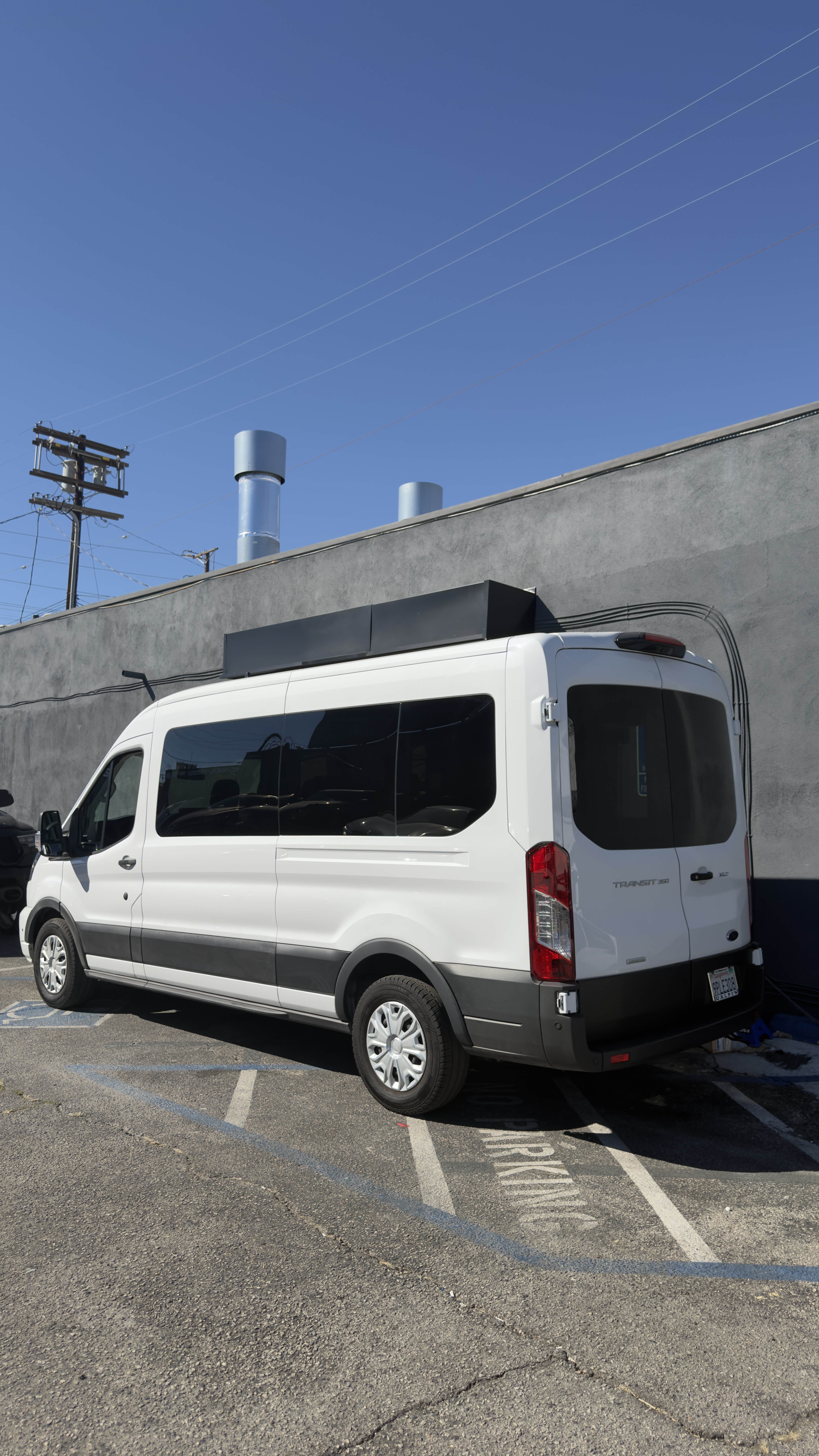 Used 2024 Ford Transit 350 XLT RWD image 6